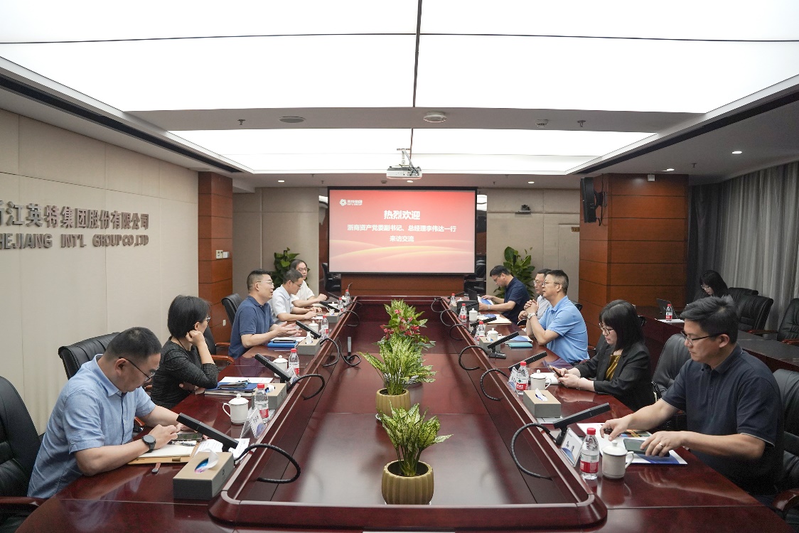 浙商资产党委副书记、总经理李伟达一行来28圈游戏集团走访互换